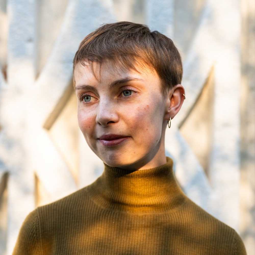 Peat, Lauren